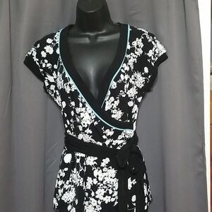 Ann Taylor Loft faux wrap top size S